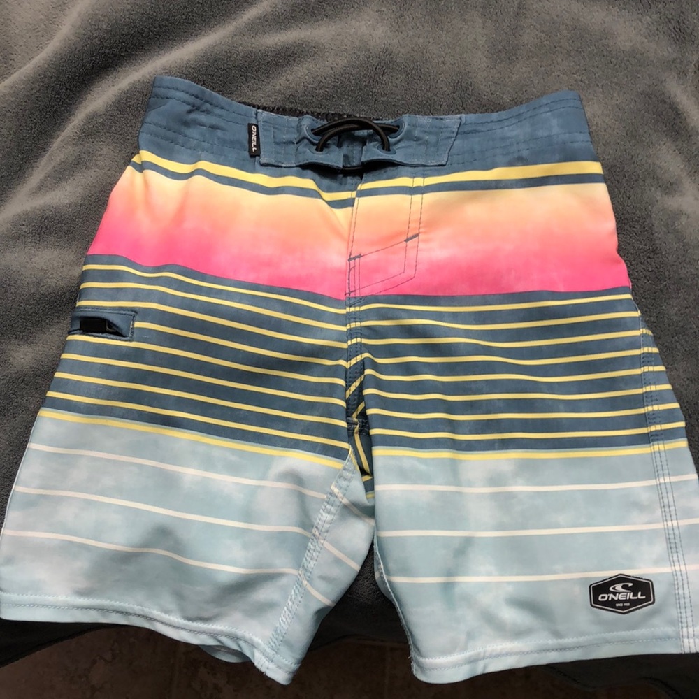 O’Neill size 4/S Boy’s Board shorts